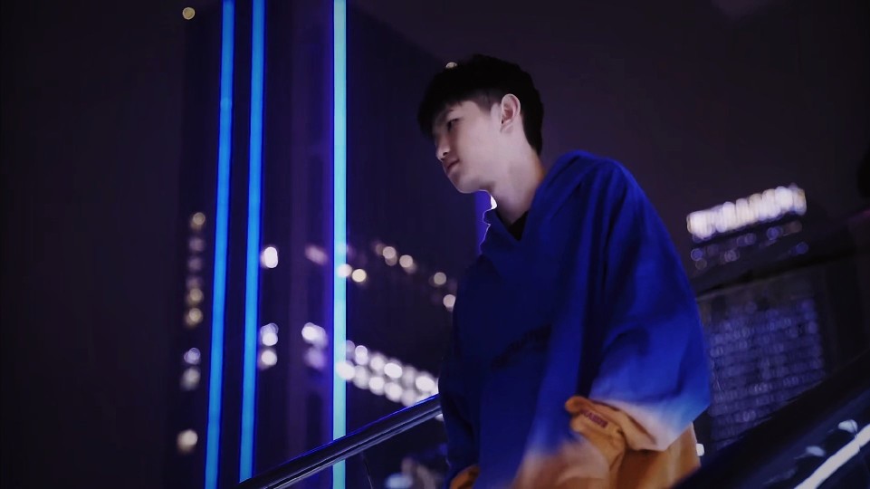 篮轻松击败